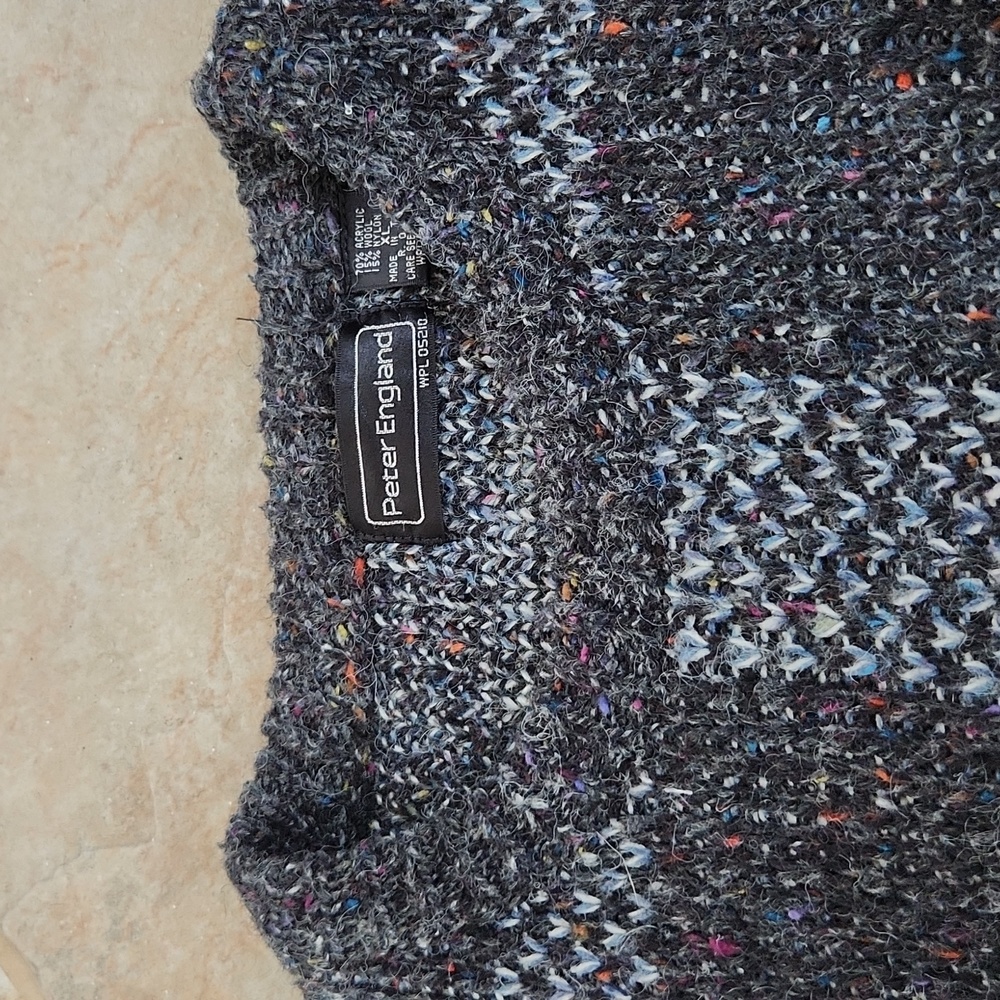 Plaid Crewneck Wool Blend Sweater Vintage Peter England - Picture 13 of 15